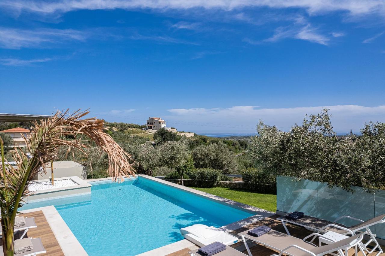 Rizes Villa With Jacuzzi & Heated Pool Agia Triada Exterior foto